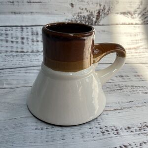 Vintage Two-Tone No-Spill Ceramic Mug